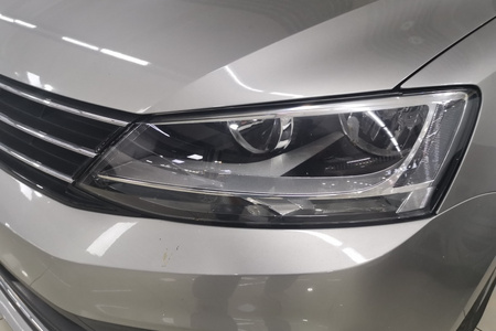 【昆明二手一汽-大众】9.20万_银灰色2015款1.